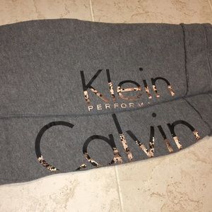 Calvin Klein sweat plants